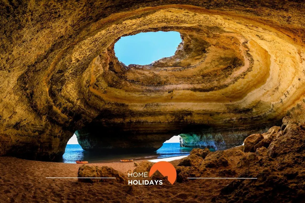 #120 T3 Espacoso Em Albufeira By Home Holidays 0*,  Portugal